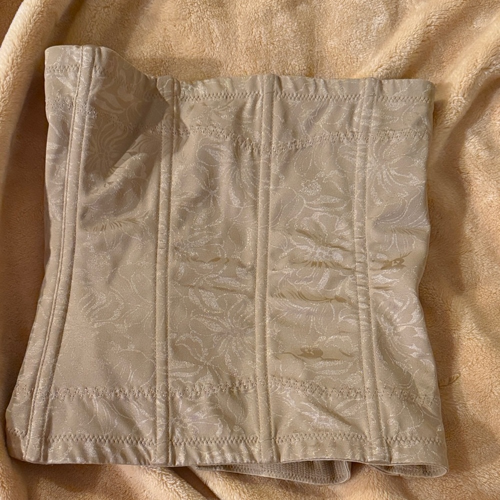 Maidenform Nude Corset Shapewear